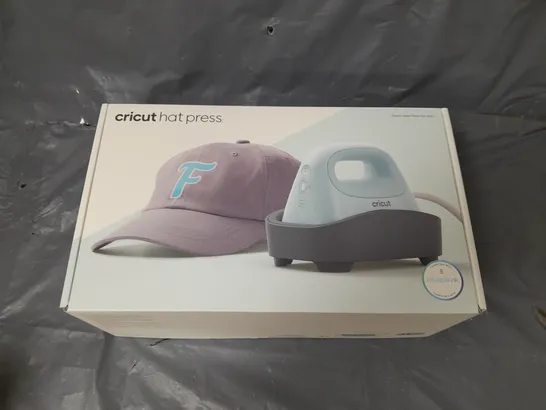 CRICUT HAT PRESS