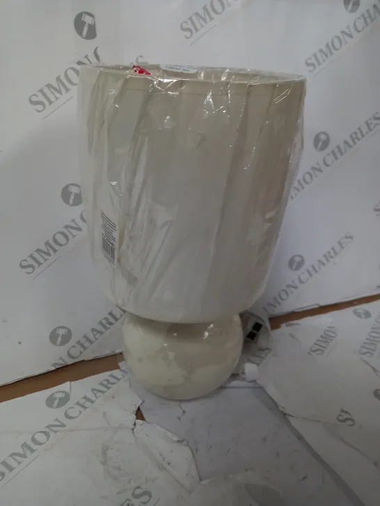 CREAM ROUND LAMP