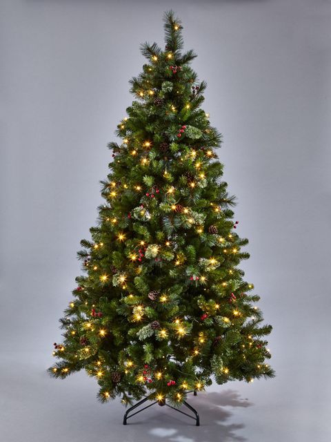 BOXED 7FT BROOKFIELD CHRISTMAS TREE RRP &pound;250.00