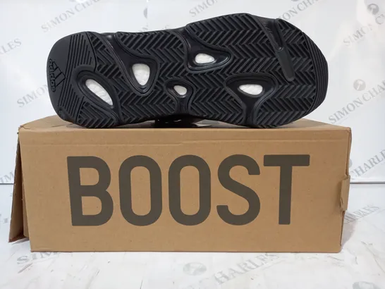 BOXED PAIR OF ADIDAS YEEZYBOOST 700 V2 SHOES IN BLACK/DARK GREY UK SIZE 12