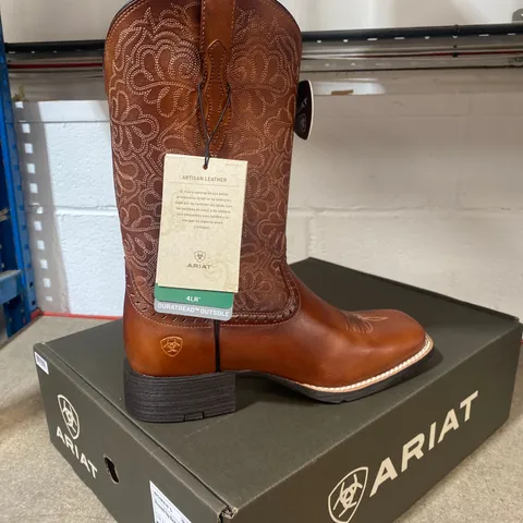 BOXED PAIR OF ARIAT BROWN LEATHER BOOTS SIZE 6
