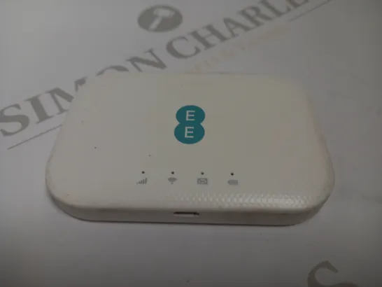 EE MINI HUB