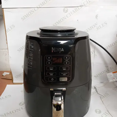 NINJA AIR FRYER 3.8L AF100UK