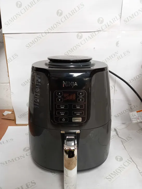 NINJA AIR FRYER 3.8L AF100UK