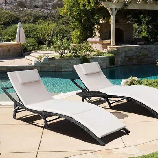 BOXED CAITLYNE DOUBLE RECLINING SUN LOUNGER