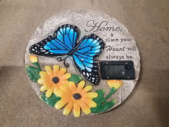 BOXED HOME2GARDEN SOLAR LED BUTTERFLY STEPPING STONE