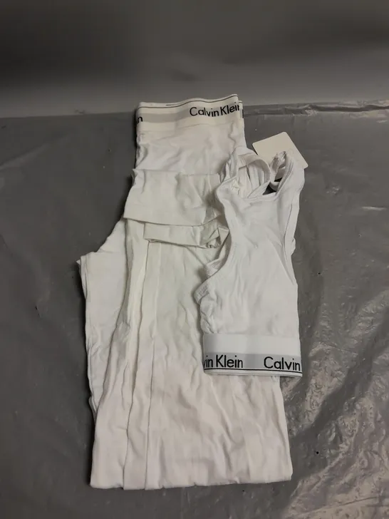 CALVIN KLEIN LADIES CROP TOP AND LEGGINGS SET WHITE M