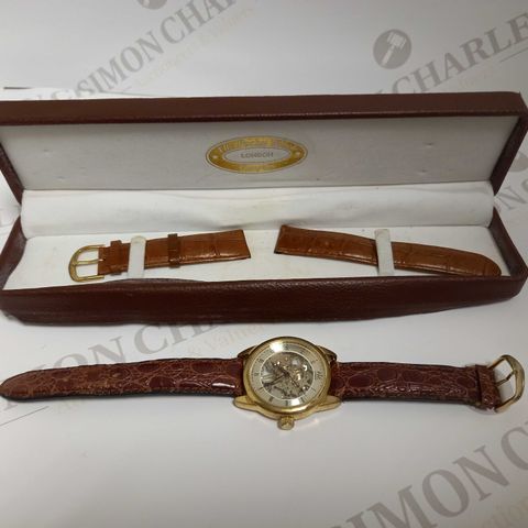 THE POCKET WATCH COMPANY LEATHER STRAP WATCH WITH EXTRA STRAP
