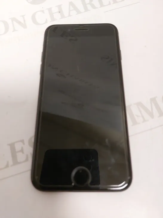 APPLE IPHONE 7 (A1778)