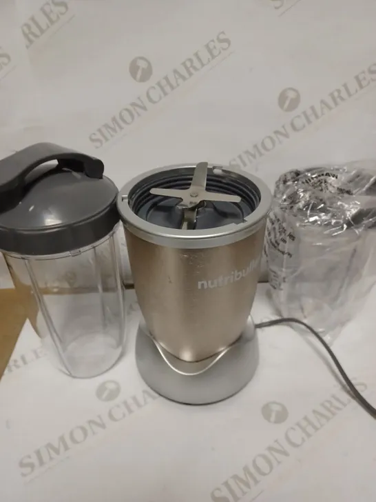 NUTRIBULLET 900W BLENDER CHAMPAGNE MULTI-FUNCTION SMOOTHIE MAKER