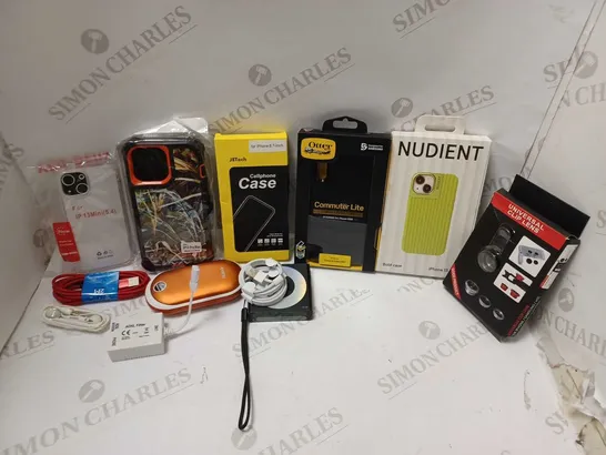 LOT OF APPROXIMATELY 20 PHONE ACCESSORIES AND ELECTRICALS TO INCLUDE GLASS SCREEN PROTECTORS, 10000MAH PORTABLE POWER BANK, USB TO LIGHTNING CONNECTOR, ETC