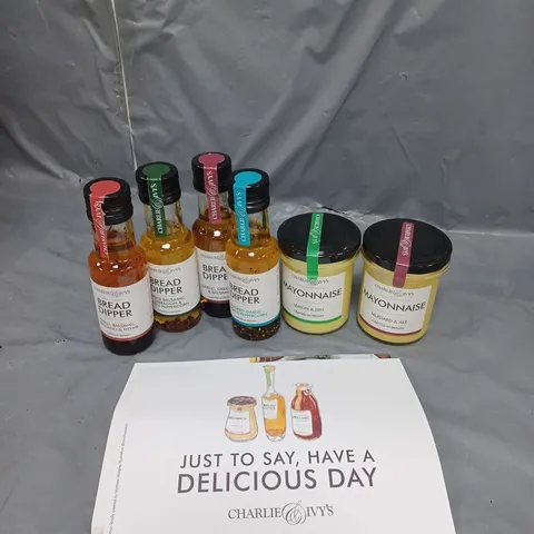 CHARLIE AND IVYS GIFT SET OF DRESSINGS, OILS AND MORE