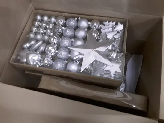 BOX CONTAINING APPROXIMATELY 7 BRAND NEW 60 SILVER BAUBLE PACKS