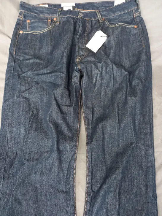 LEVI'S 501 ORIGINAL STRAIGHT LEG JEANS IN DARK BLUE SIZE 34/30