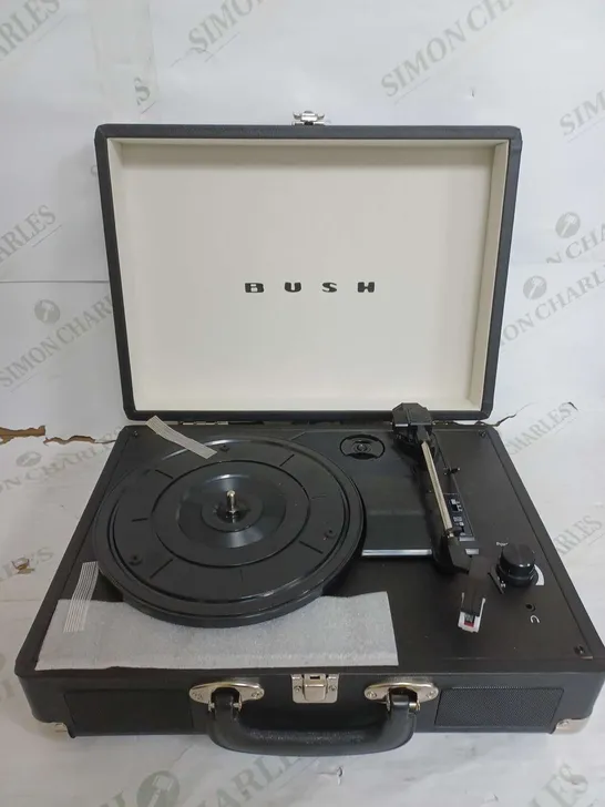 BOXED BUSH CLASSIC TURNTABLE BLACK 