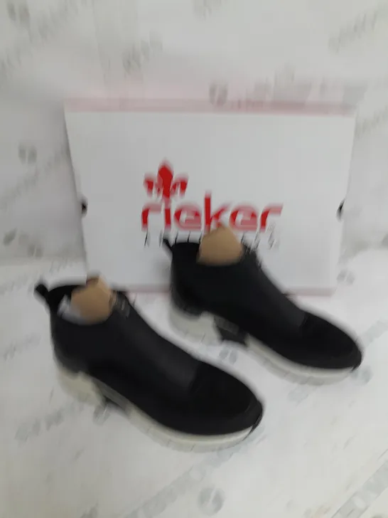 BOXED RIEKER HIGH TOP TRAINER BLACK SIZE 4