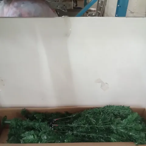 BOXED OUSFOT ARTIFICAL CHRISTMAS TREE