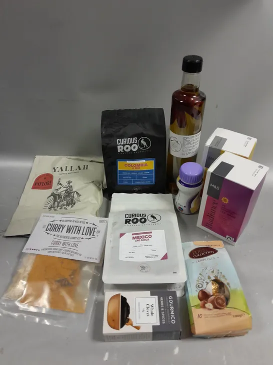 APPROXIMATELY 15 ASSORTED FOOD & DRINK PRODUCTS TO INCLUDE CHILLI & GARLIC OLIVE OIL, CURIOUS ROO COFFEE, RADIANCE TEA BAGS ETC 