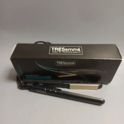 BOXED TRESEMME CERAMIC STYLER 230 