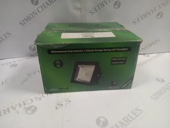 DELTECH MAINTENANCE-FREE ENERGY SAVING LED FLOODLIGHT 