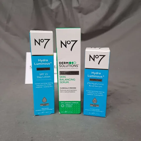 LOT OF 3 NO7 SKINCARE PRODUCTS TO INCLUDE SUN LOTION 50ML AND SKIN BALANCING SERUM 30ML