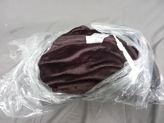 COZEE HOME HEATED TV BLANKET IN CHOCOLATE