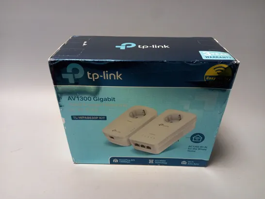 BOXED TP-LINK AV1300 GIGABIT PASSTHROUGH POWERLINE AC WI-FI KIT