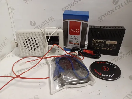 BOX OF APPROX 15 ITEMS INCLUDING WIRELESS CHARGER, POWER ADAPTER AND ELAN CONNECT RADIO