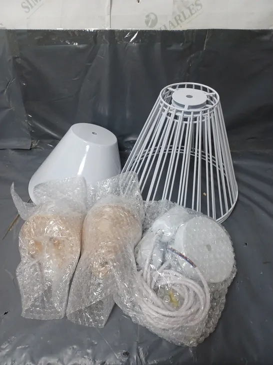 SET OF 3 BIRDCAGE EFFECT LIGHT SHADES WITH FITTINGS WHITE