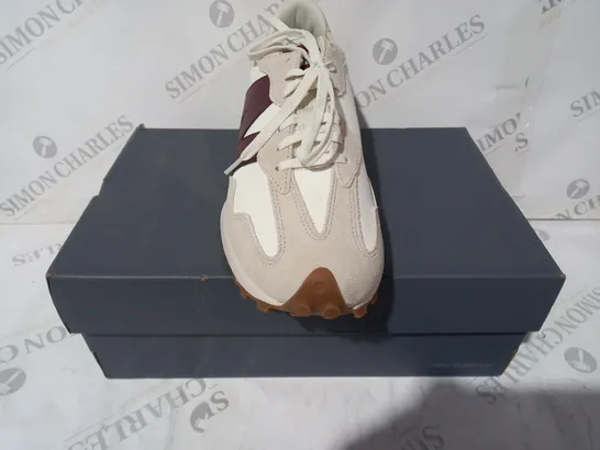 BOXED PAIR OF NEW BALANCE TRAINERS IN OFF WHITE/BURGUNDY UK SIZE 8.5