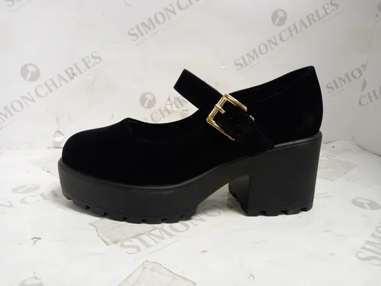 KOI VEGAN BLACK PLATFORM MARY JANES UK SIZE 3