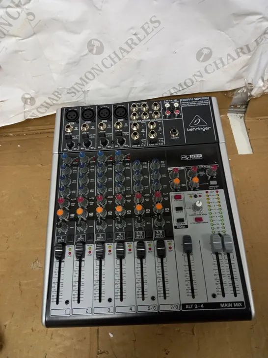 XENYX 1204USB PREMIUM 12 IN-PUT BUS MIXER