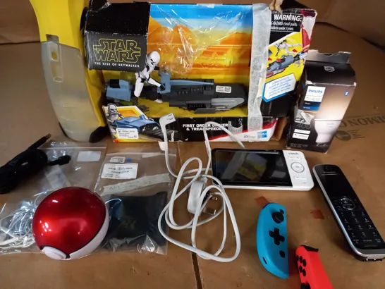 LOT OF 10 ASSORTED ITEMS TO INCLUDE VTECH MONITOR, POKEMON GUESS BALL AN SWITCH CONTROLLERS