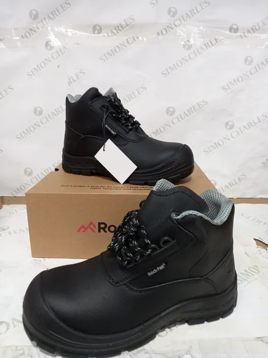 BRAND NEW BOXED ROCKFALL CHEMICAL RESISTANT SAFETY BOOT SIZE 6