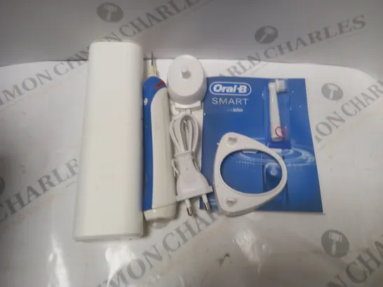 BOXED ORAL B SMART 6 TOOTHBRUSH