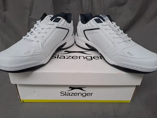 BOXED PAIR OF SLAZENGER TENNIS SHOES IN WHITE/NAVY UK SIZE 11