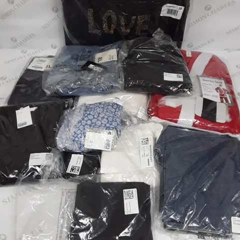 LARGE BOX OF ASSORTED CLOTHING TO INCLUDE H&M, RIVER ISLAND AND ROMAN