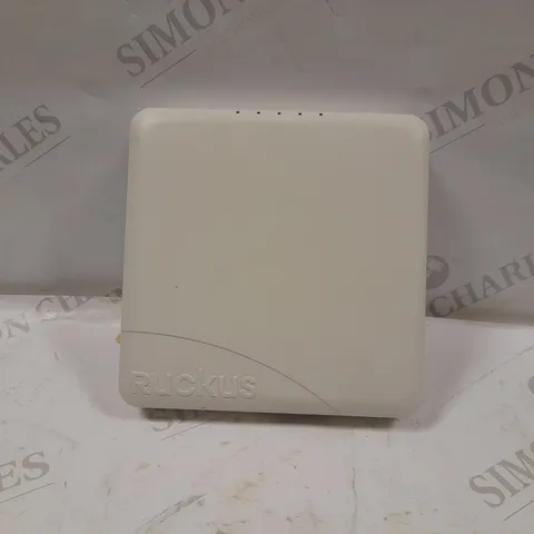 RUCKUS ZONEFLEX R500 ACCESS POINT