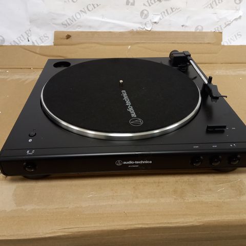 AUDIO-TECHNICA AT-LP60XBT FULLY AUTOMATIC WIRELESS BLUETOOTH BELT DRIVE TURNTABLE