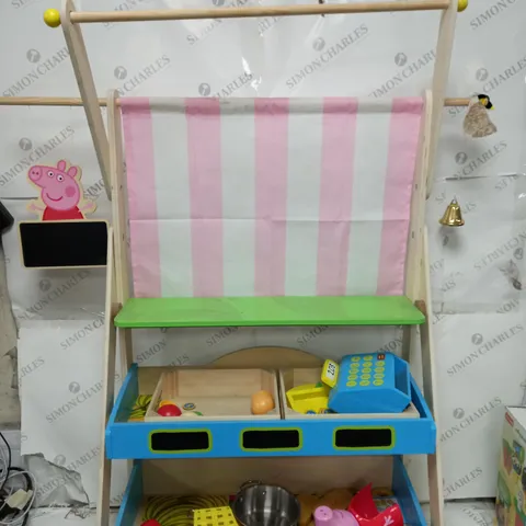 PEPPA PIG PLAYING STATION 