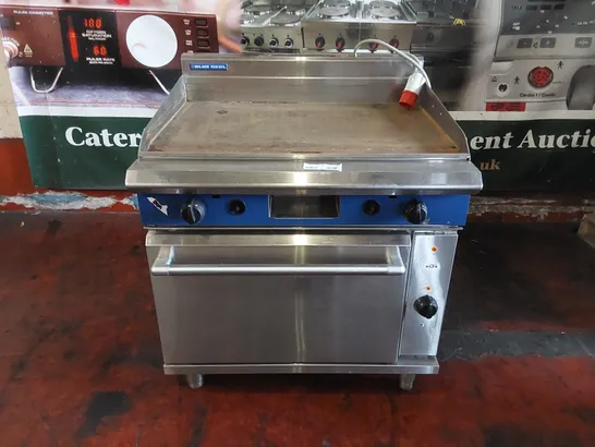 BLUE SEAL COMMERCIAL GAS OVEN WITH FLAT TOP GRIDDLE 