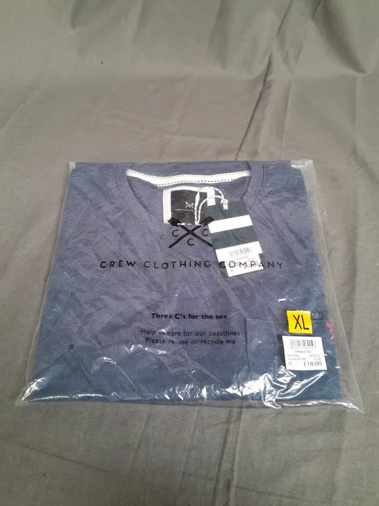 SEALED CREW CLOTHING COMPANY NAVY T-SHIRT - XL