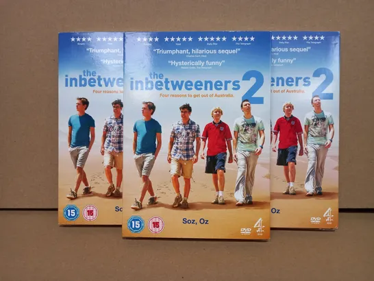 LOT OF APPROXIMATELY 18 THE INBETWEENERS 2 DVDS