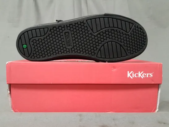 BOXED PAIR OF KICKERS SHOES IN BLACK EU SIZE 37