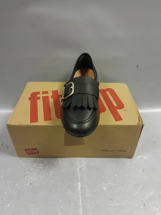 BOXED PAIR OF FITFLOP ALLEGRO FRINGE BUCKLED LEATHER LOAFERS - 5 