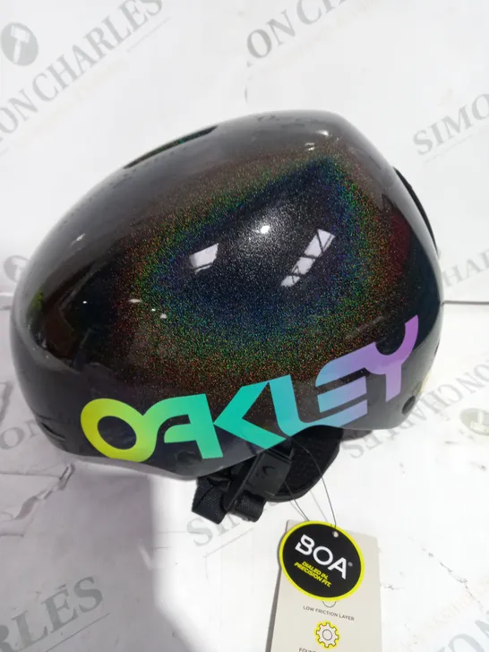 OAKLEY MIPS ADULT HELMET WITH BOA - SIZE M 55-59 CM 