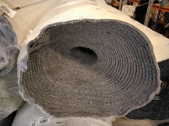 ROLL OF SUPERTWIST CARPET APPROXIMATELY 4X25.58M