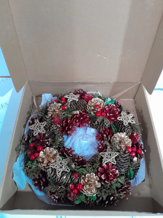 FESTIVE WREATH 