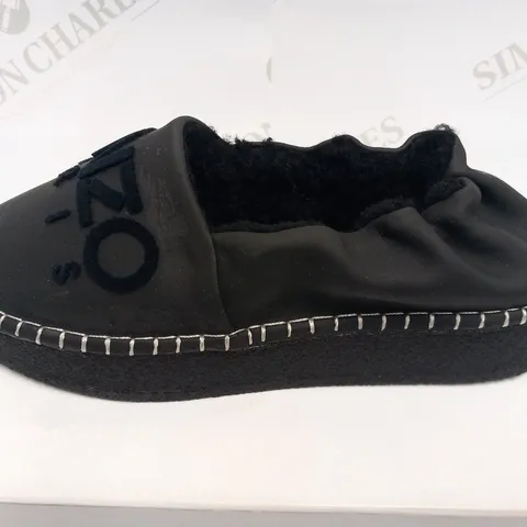 BOXED PAIR OF KENZO SLIPPER BLACK SIZE 37