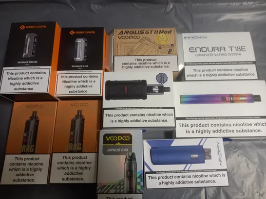 LOT OF 10 ASSORTED VAPING ITEMS TO INCLUDE INNOKIN, GEEK VAPE AND VOOPOO